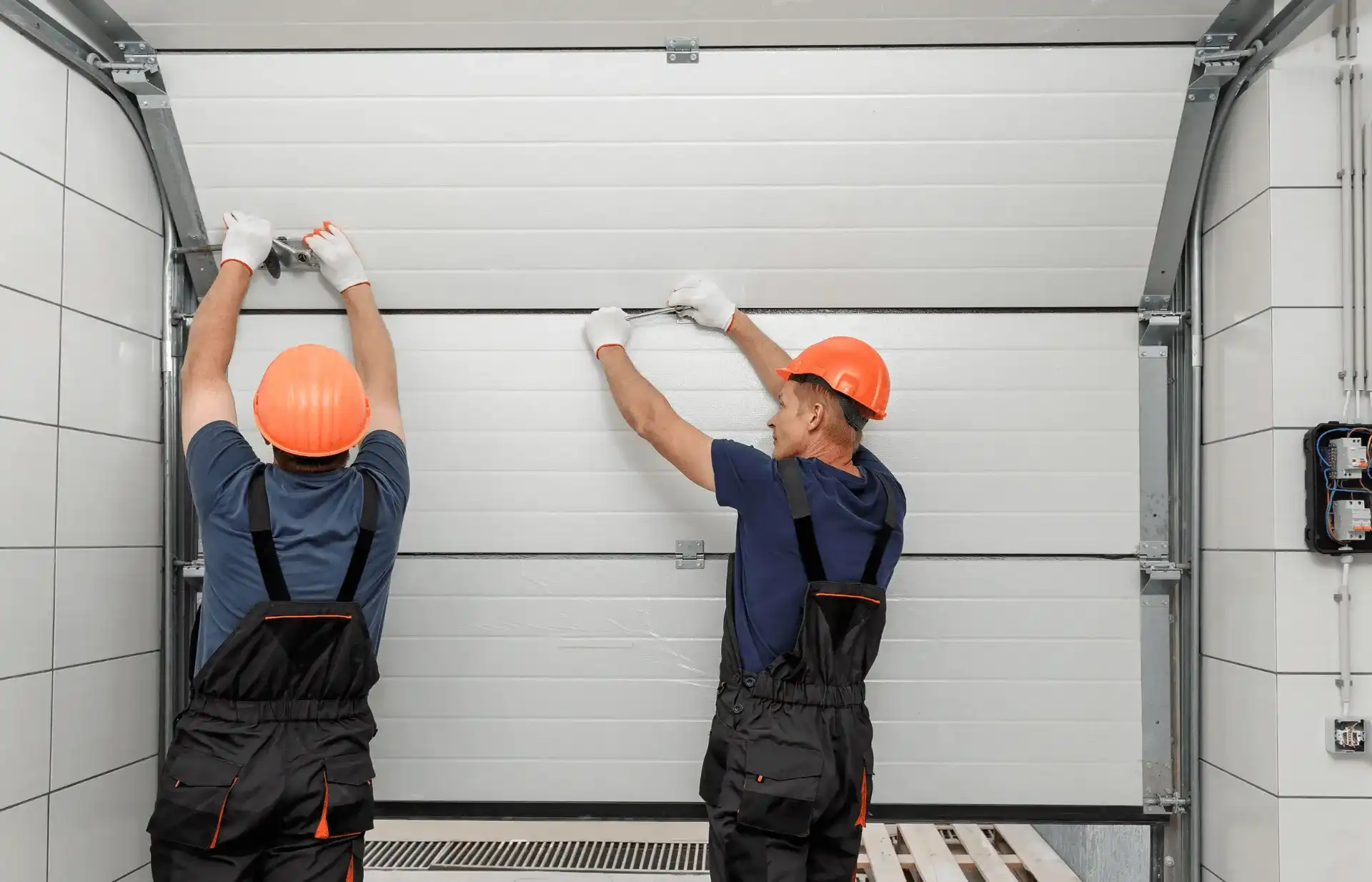 garage door repair in Mclean VA - Door Doctor