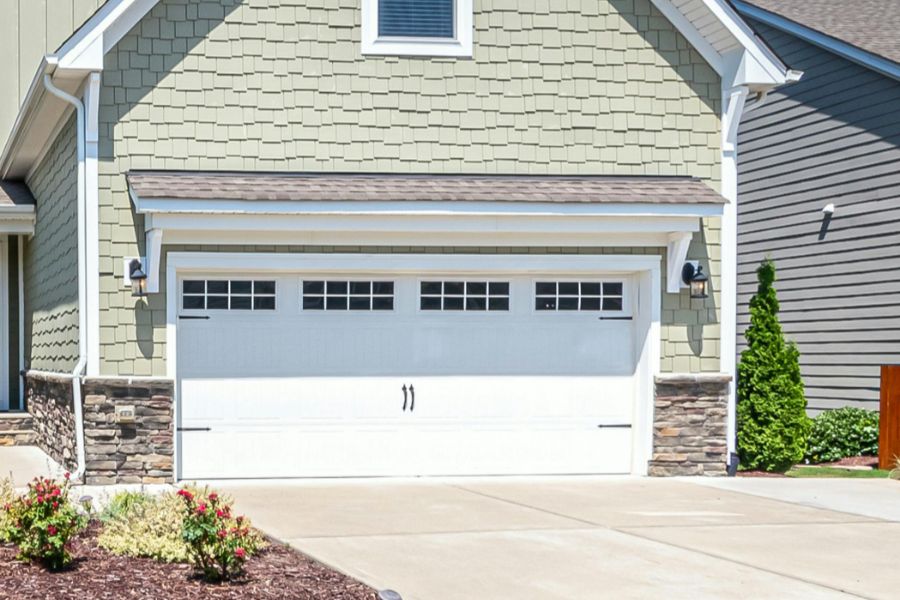 Residential garage door in Arlington VA representing Door Doctor repair and installation services