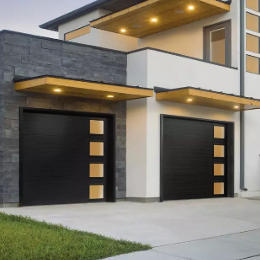 Fair Oaks home with updated garage door serviced by local company Door Doctor