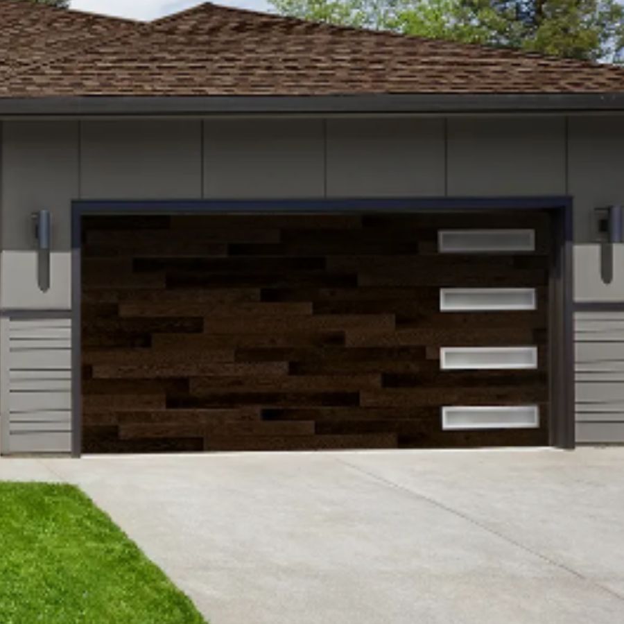 Merrifield, VA home with updated garage door serviced by local company Door Doctor